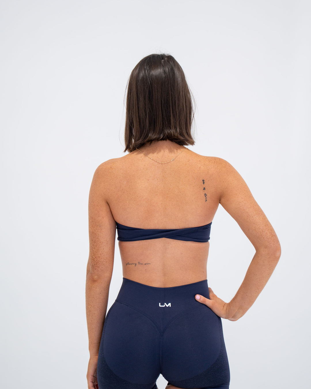 Seamless Contour Scrunch Shorts